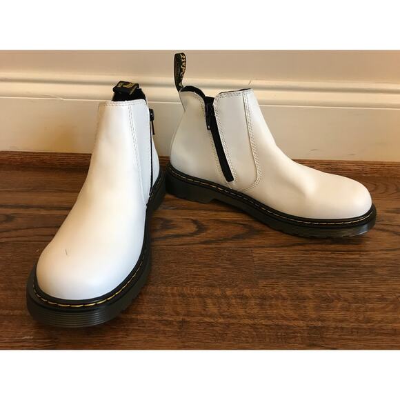 Dr. Martens White Leather Slip On Side Zip 2976 Chelsea Ankle Boot Womens 7 - Picture 7 of 12